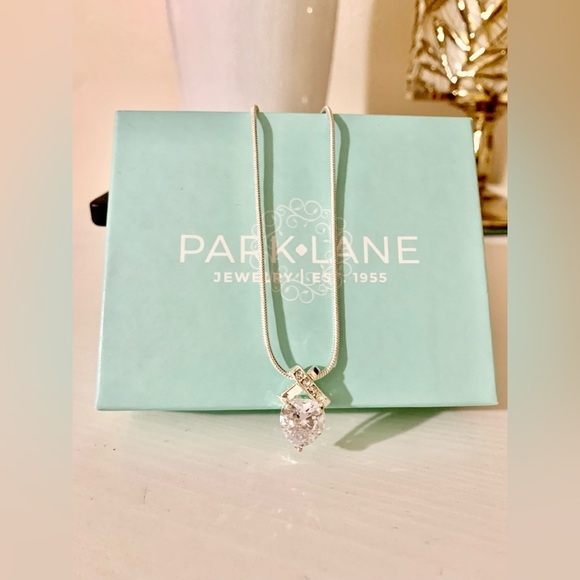 Park lane heart necklace - Picture 2 of 4